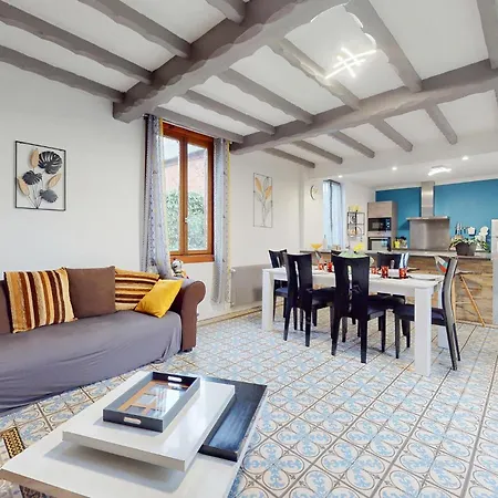 Holiday home Cozy In With Kitchen Feuquieres